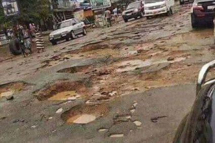 Dégradation des routes à Douala – Le critérium cycliste annulé de Douala, une honte nationale à l’ère de Biya