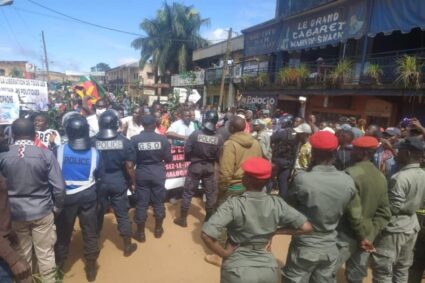 Cameroun : l’étouffante agonie d’un régime accroché au pouvoir