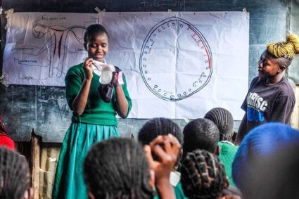 Cameroun : Hygiènes croisées – Quand la gestion des règles devient une porte d’entrée aux IST