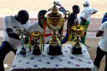 Cameroun : FENASSCO Ligue A – Sport et écologie s’unissent – “Un athlète, un arbre” plante les graines d’un avenir durable