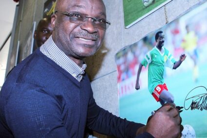 Cameroun : Samuel Eto’o offre une “surprise de taille” – Roger Milla nommé président de la Fondation Fecafoot