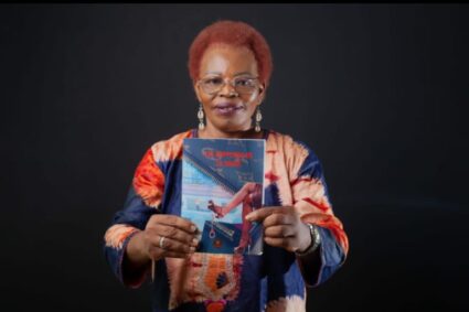 Cameroun : Caroline Meva, l’écrivaine camerounaise qui transforme la cicatrice en art !